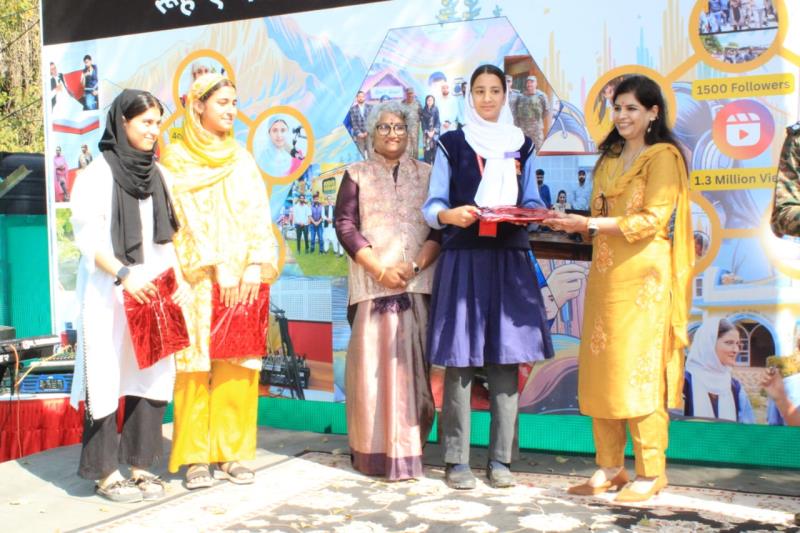 Chairperson AWWA visited 